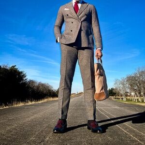 SUITSUPPLY Havana Double breasted Suit. US 44R/ EU54R